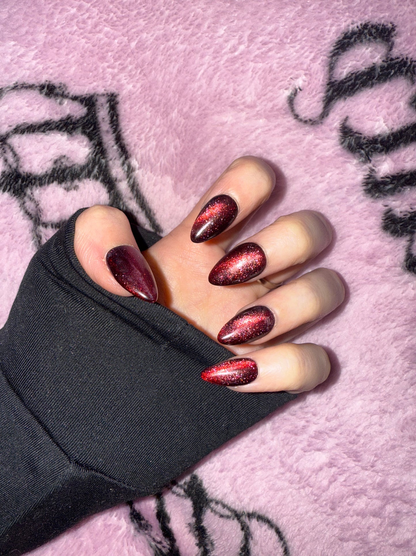 Red CatEye Nails