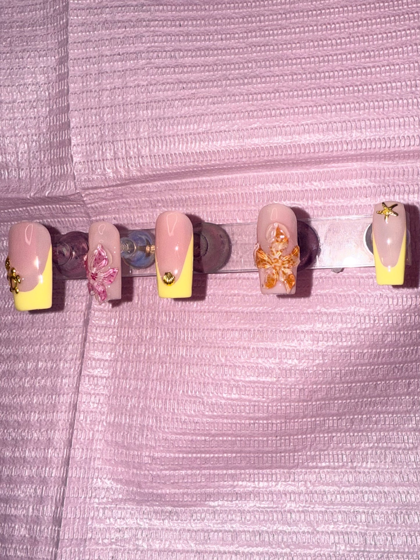 Vacation Time Nails