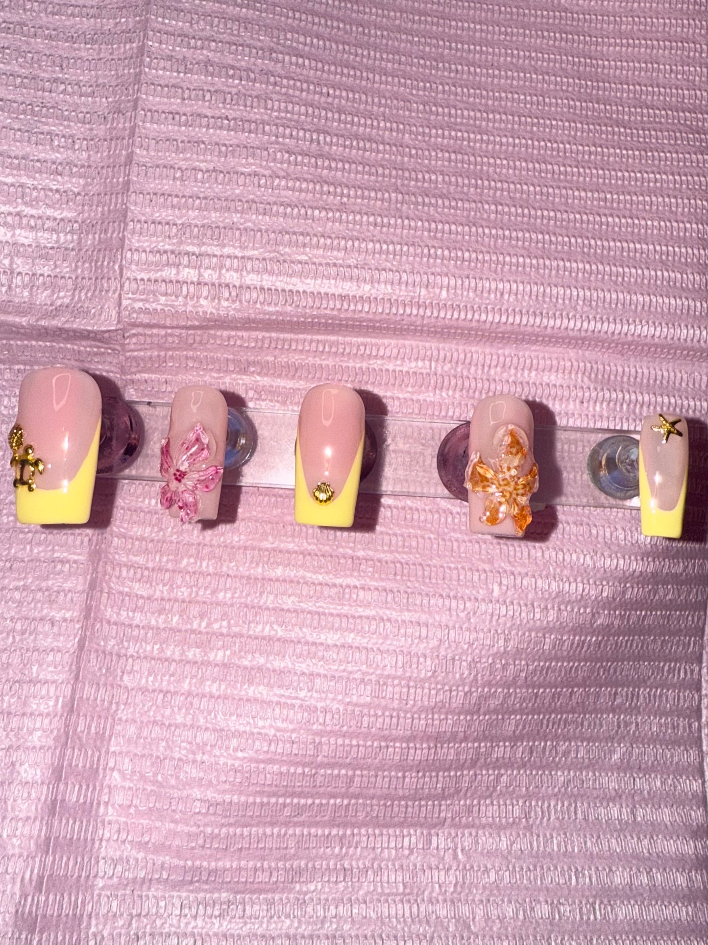 Vacation Time Nails